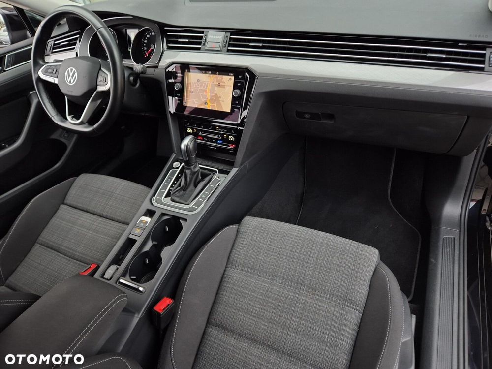 Volkswagen Passat 2.0 TDI Business DSG - 10