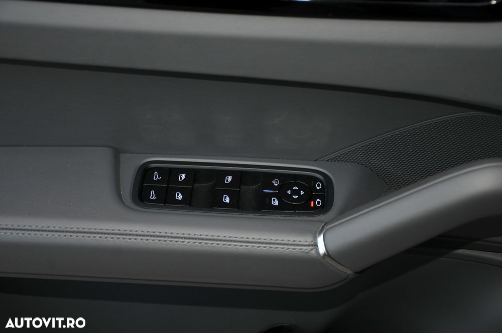 Porsche Cayenne Coupe Standard - 26