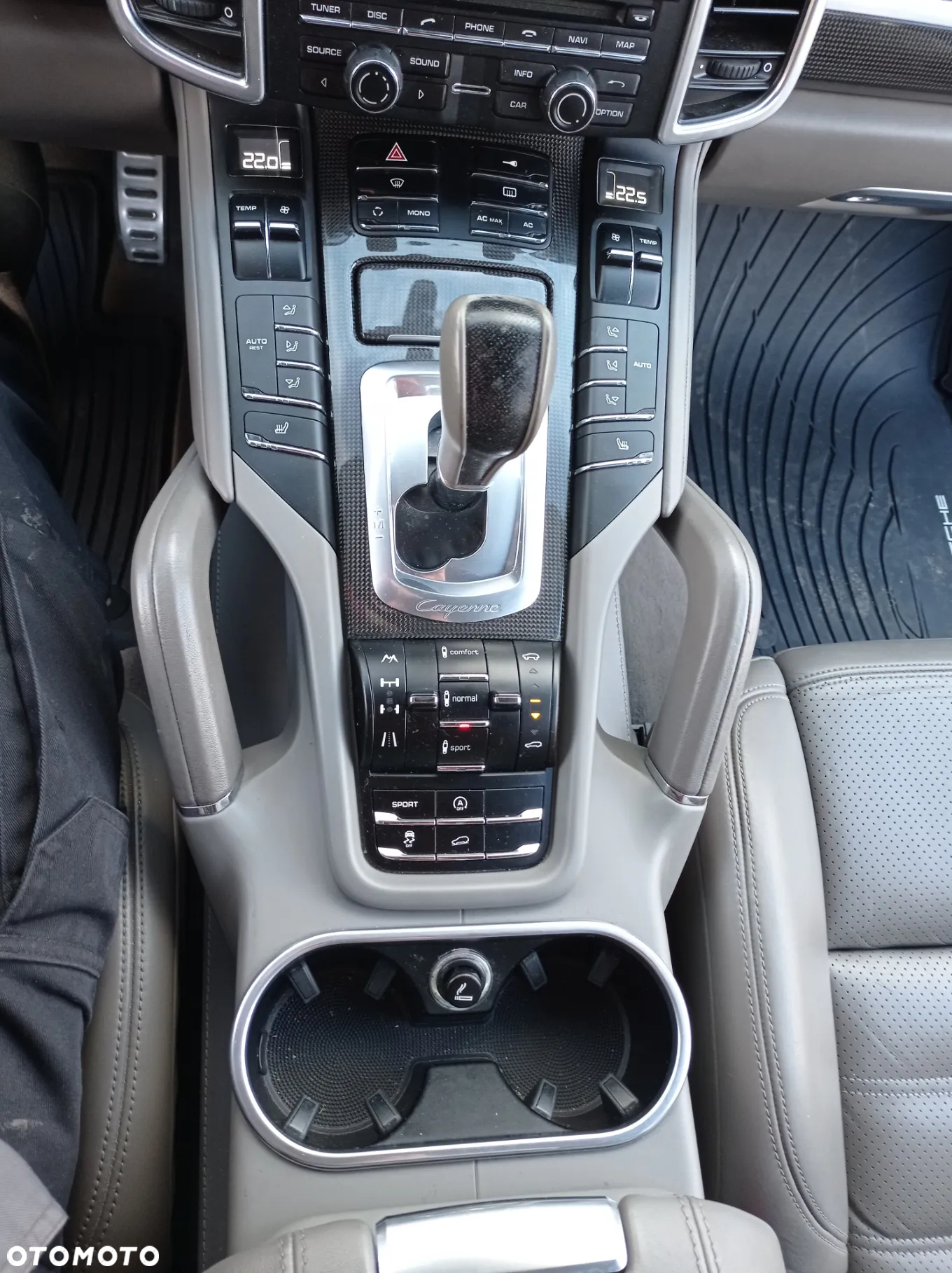 Porsche Cayenne S - 15