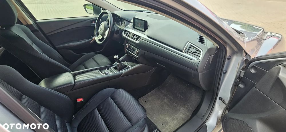 Mazda 6 - 11