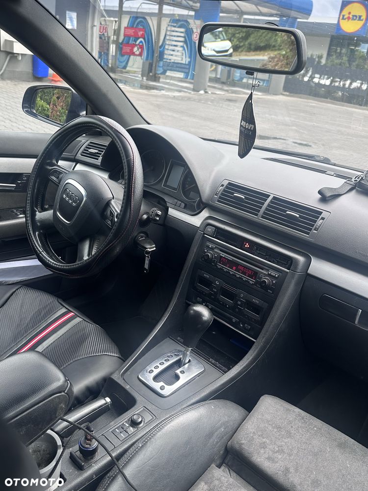 Audi A4 Avant - 5