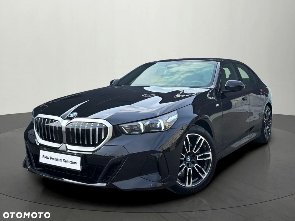 BMW Seria 5 520d xDrive mHEV M Sport - 2