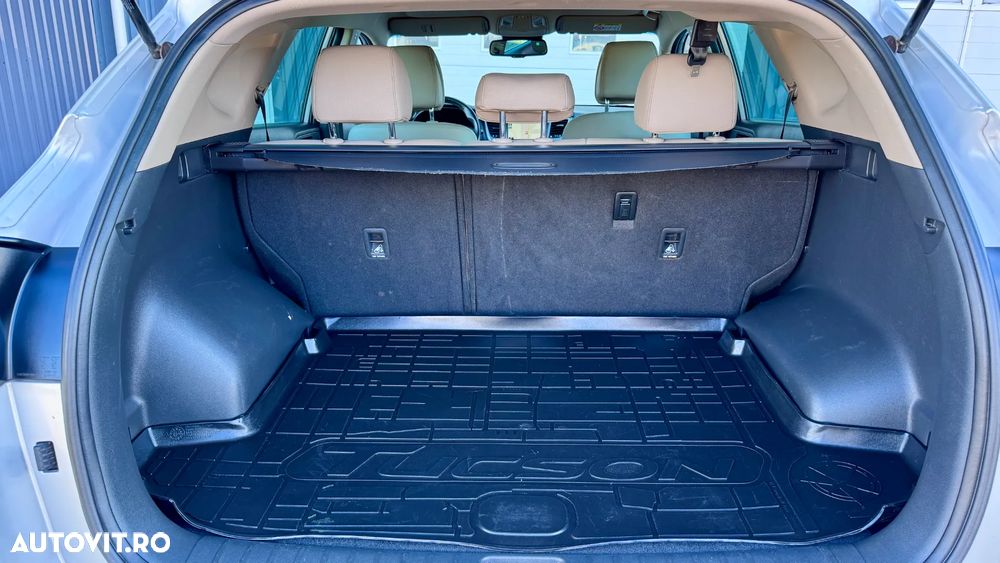 Hyundai Tucson blue 1.6 GDi 2WD Classic - 19