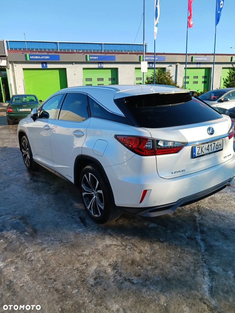Lexus RX - 8