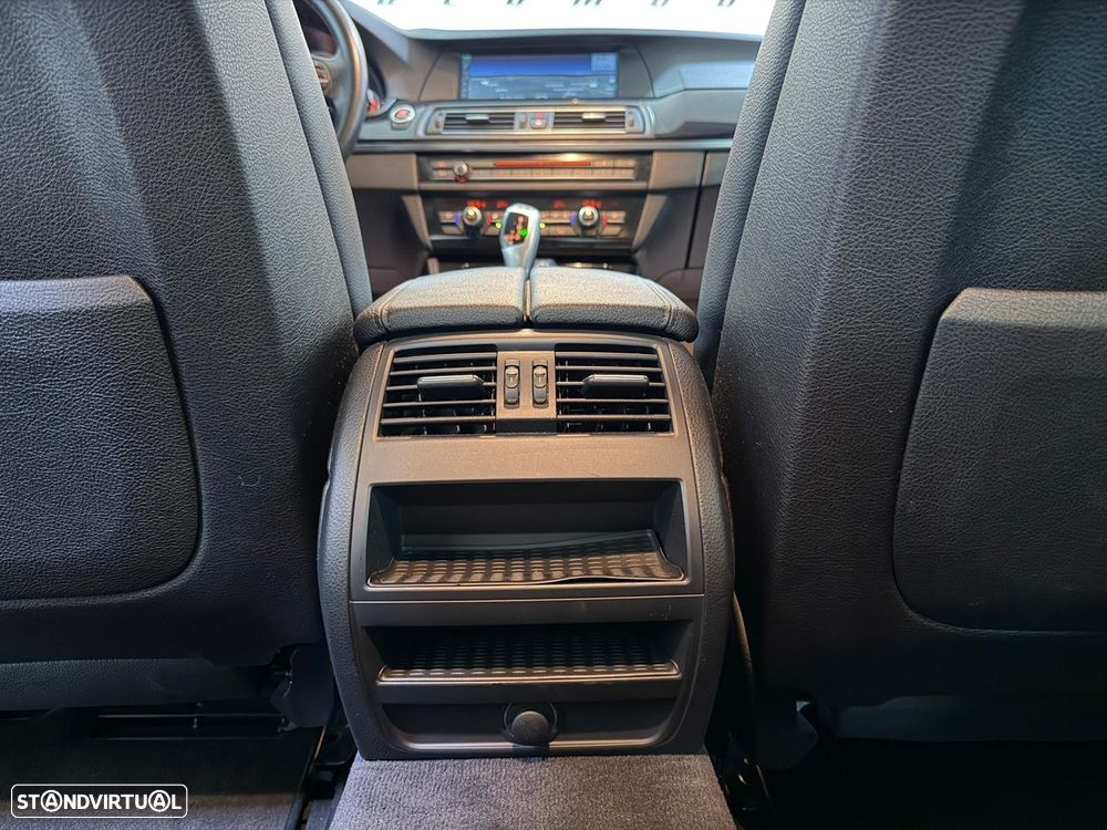 BMW 520 d Auto - 47