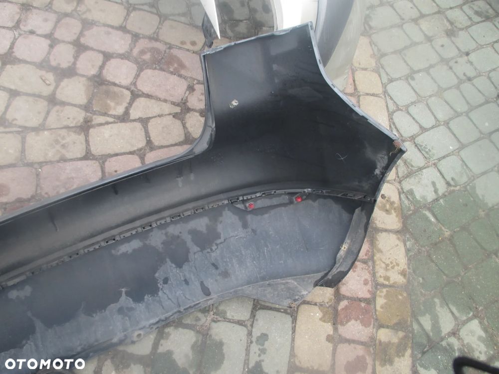 zderzak tył VW Golf 5 Plus LA7T - 8