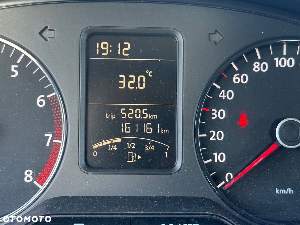 Volkswagen Polo - 12