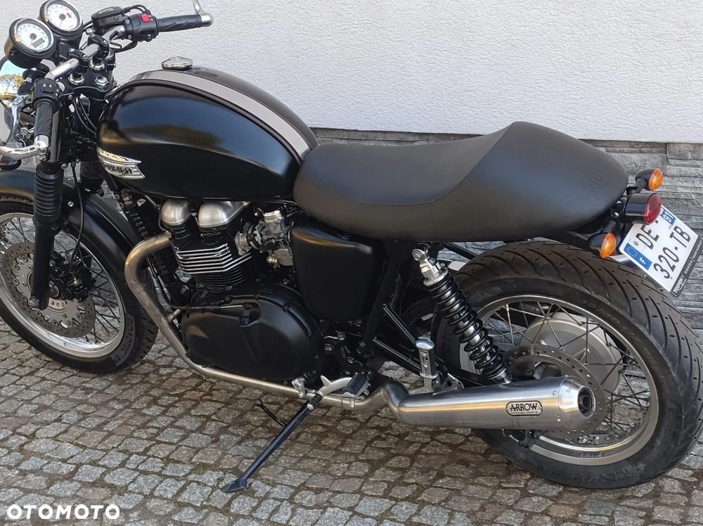 Triumph Thruxton - 24