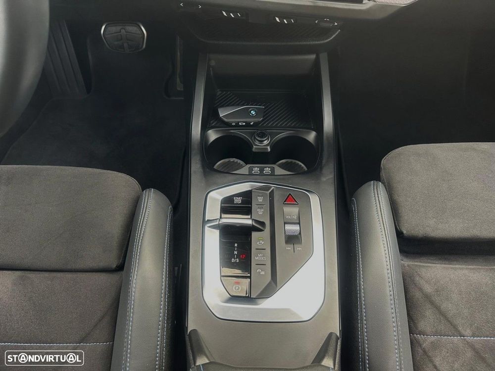 BMW 116 d Pack Desportivo M Auto - 26