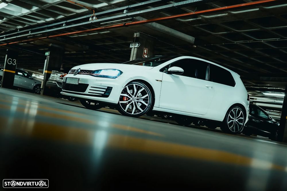 VW Golf 2.0 TSi GTi DSG Performance - 8