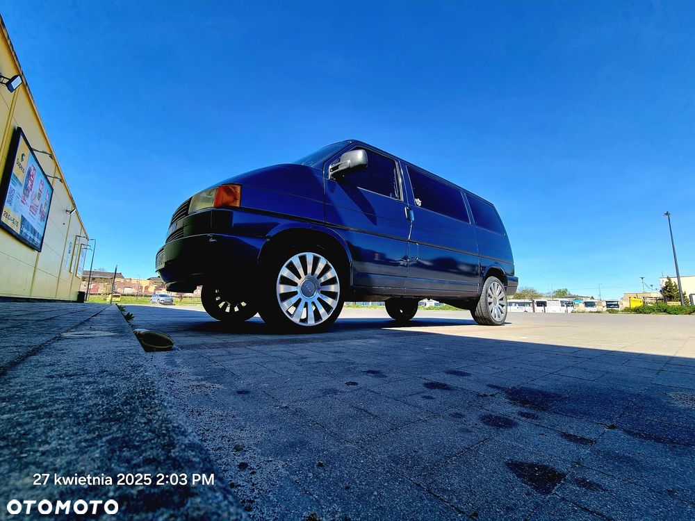 Volkswagen Caravelle GL - 3