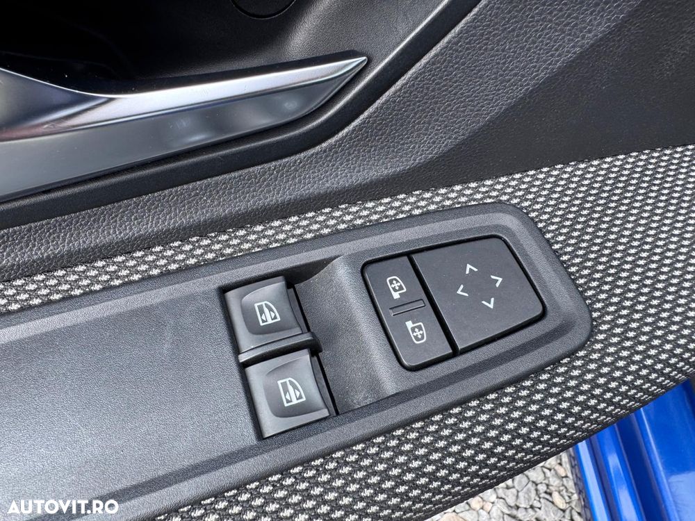 Dacia Logan TCe 90 Essential - 16