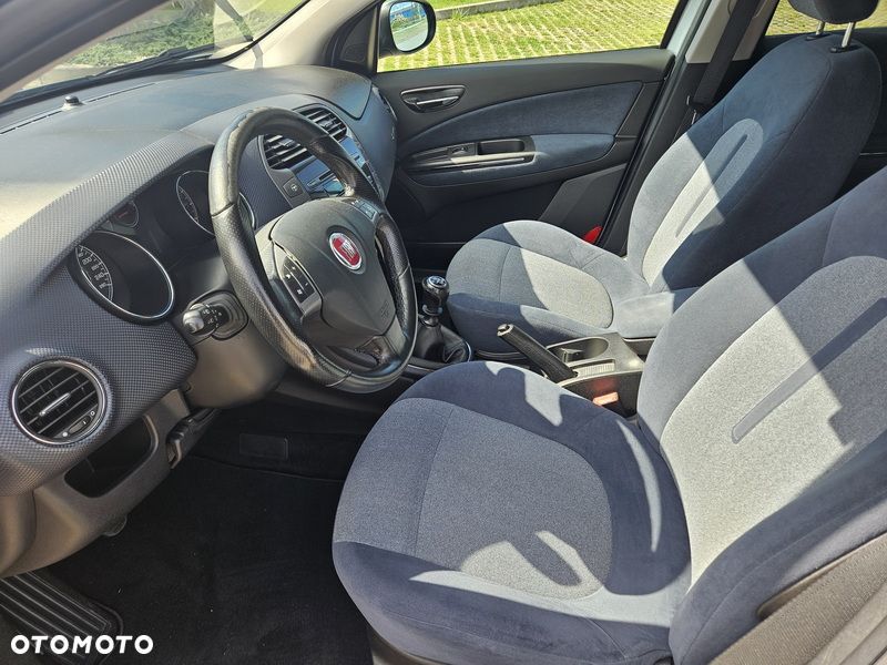Fiat Bravo 1.4 T-Jet 16V Dynamic - 15