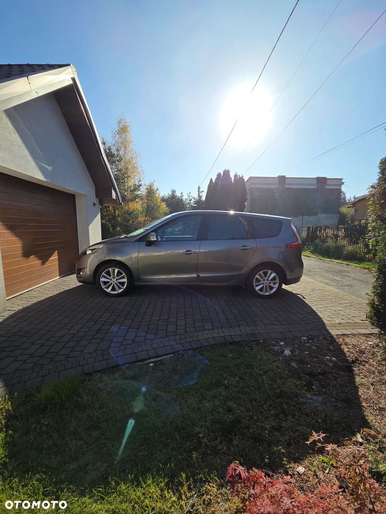 Renault Scenic 1.6 16V 110 TomTom Edition - 9