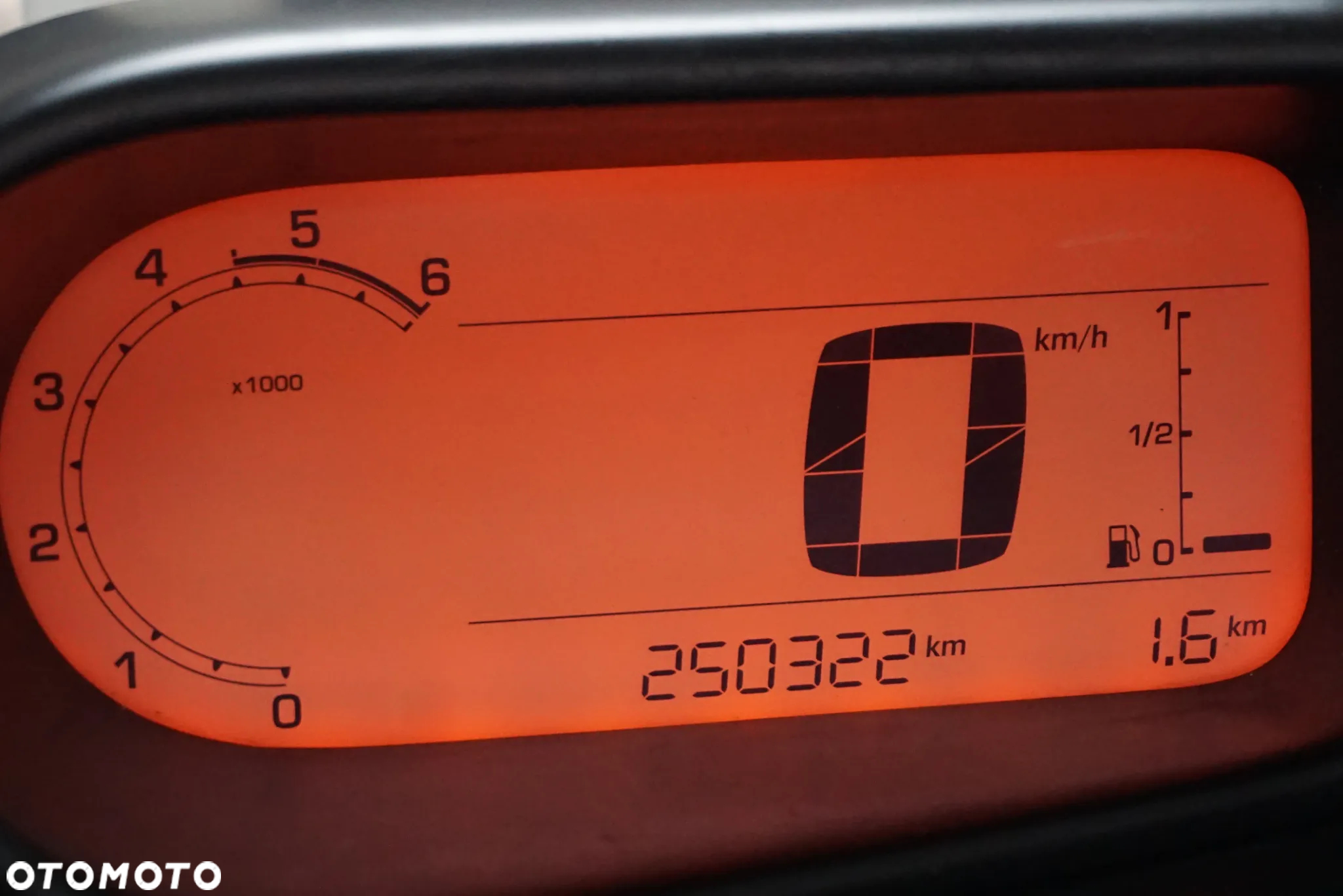 Citroën C3 Picasso 1.6 HDi Seduction - 23
