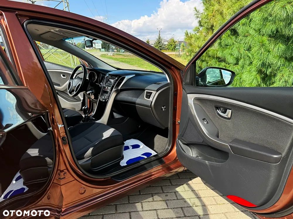Hyundai i30 1.6 CRDi Comfort - 24