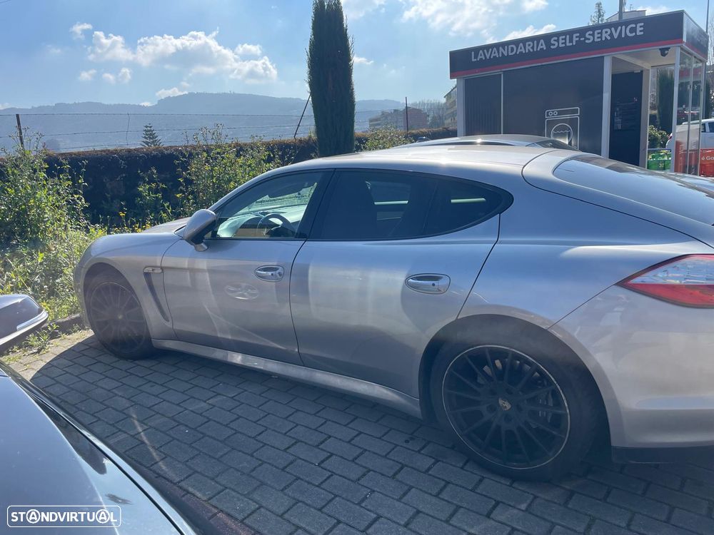 Porsche Panamera 3.0 V6 - 3