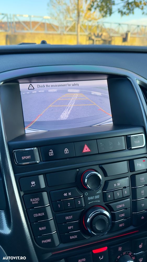 Opel Astra 2.0 CDTI Exklusiv - 12