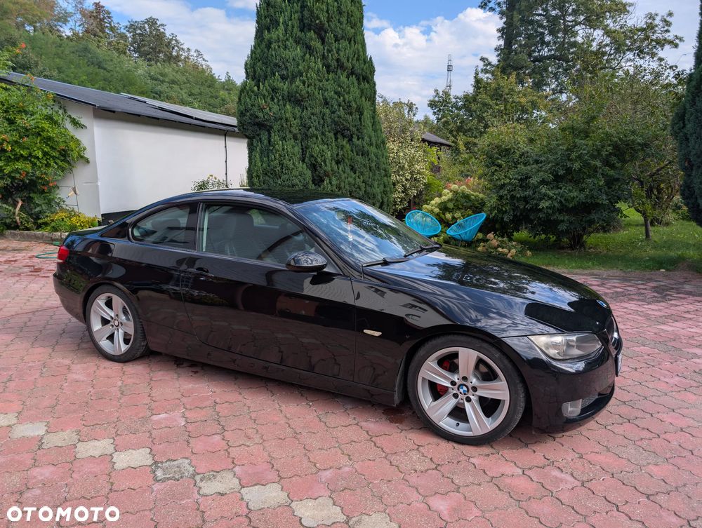 BMW Seria 3 320i Coupe - 1
