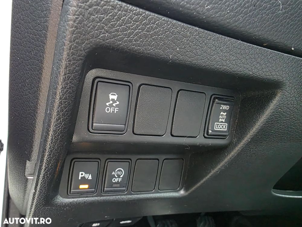 Nissan Qashqai 1.6 DCI 4 x 4 DPF Start/Stop tekna - 28