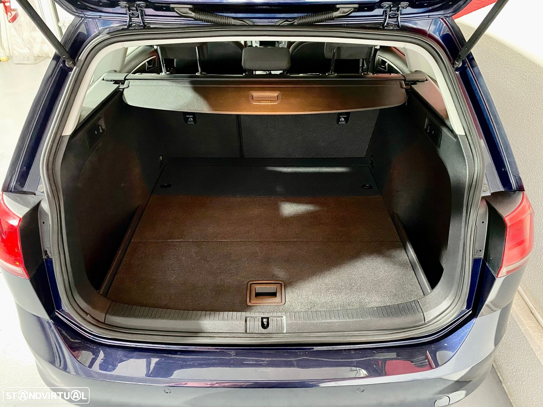 VW Golf Variant 1.6 TDi Highline - 36