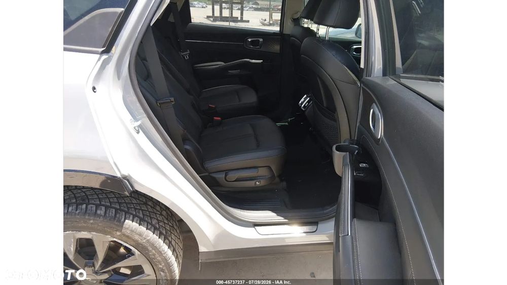 Kia Sorento - 11