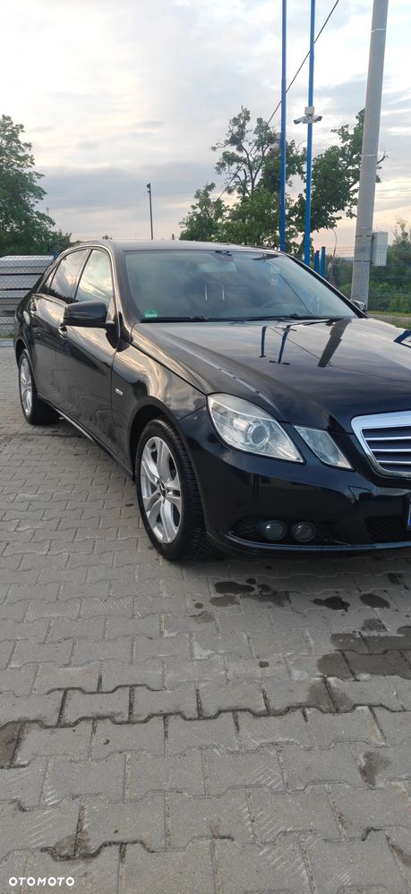Mercedes-Benz Klasa E 220 CDI BlueEff - 8