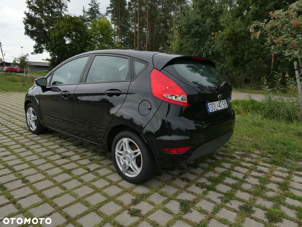 Ford Fiesta 1.25 Champions Edition - 6