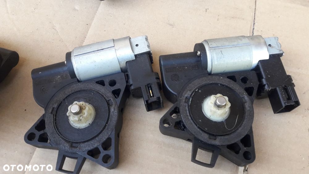 Mazda 2 RX-8 3 5 6  Podnośnik lewy prawy  szyby silniczek mechanizm - 2