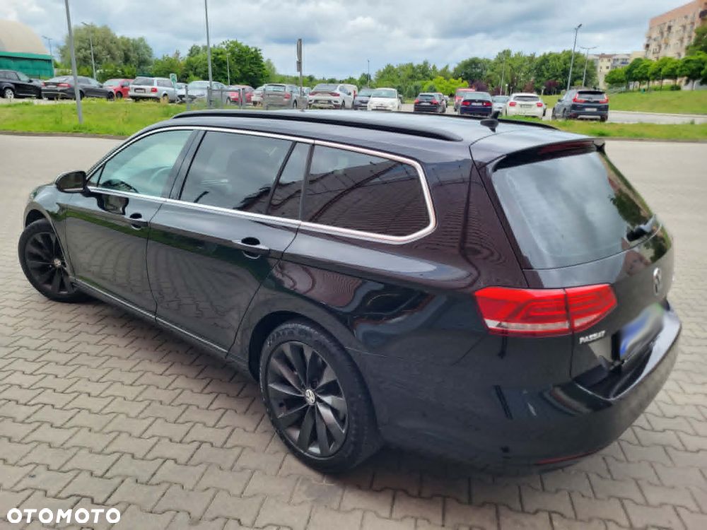 Volkswagen Passat 2.0 TDI SCR DSG Highline - 20