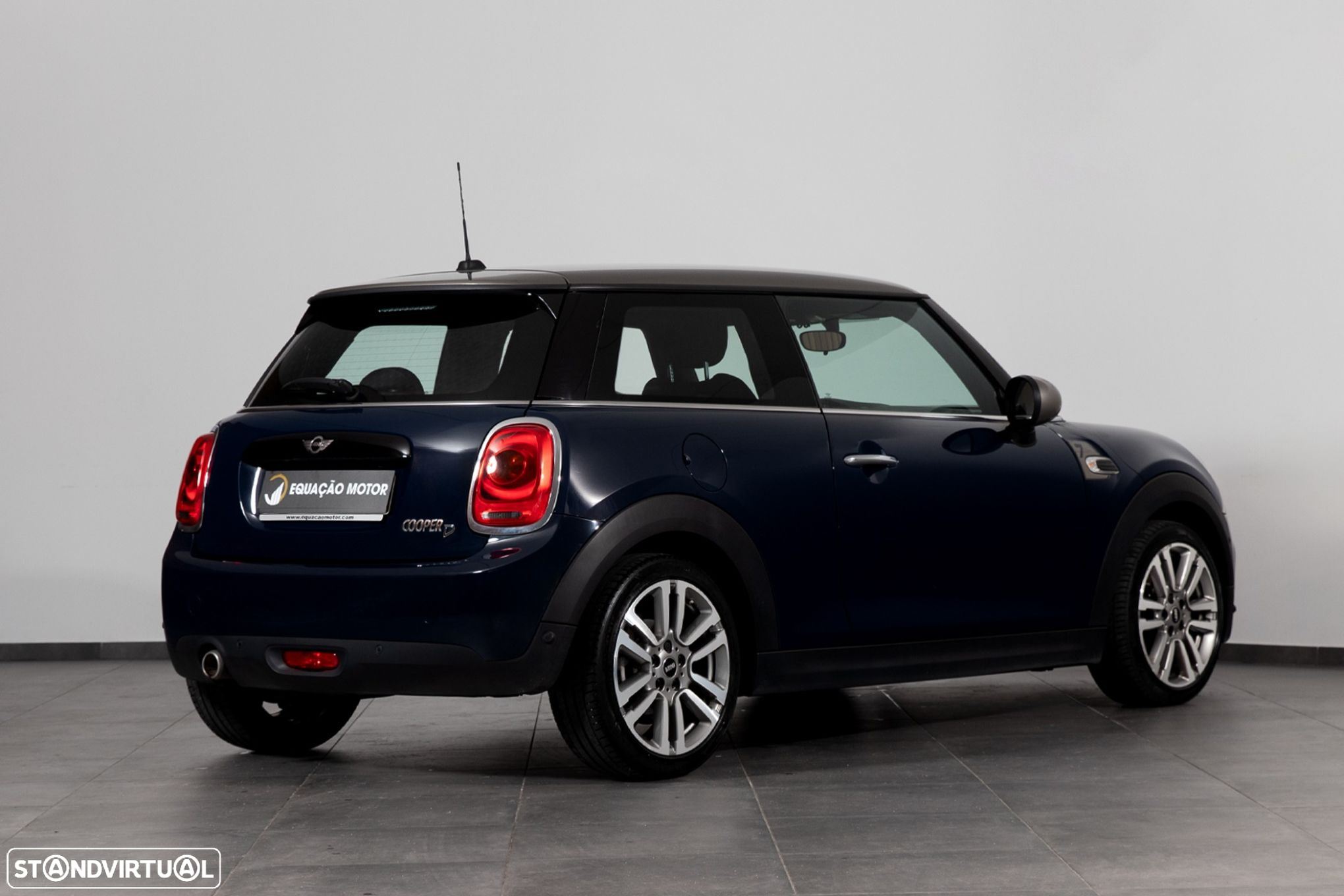 MINI 3 Portas Cooper D - 2
