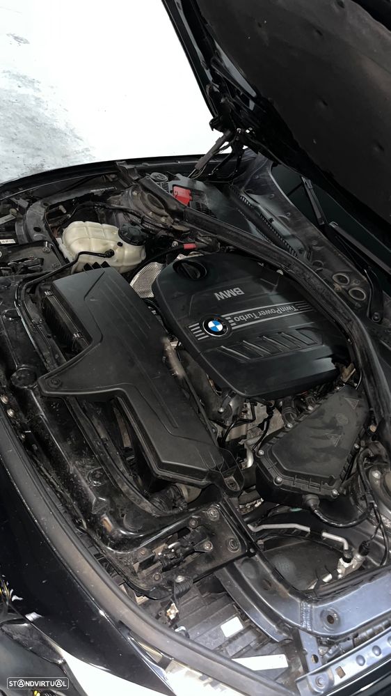 BMW 320 d Auto Pack M - 25