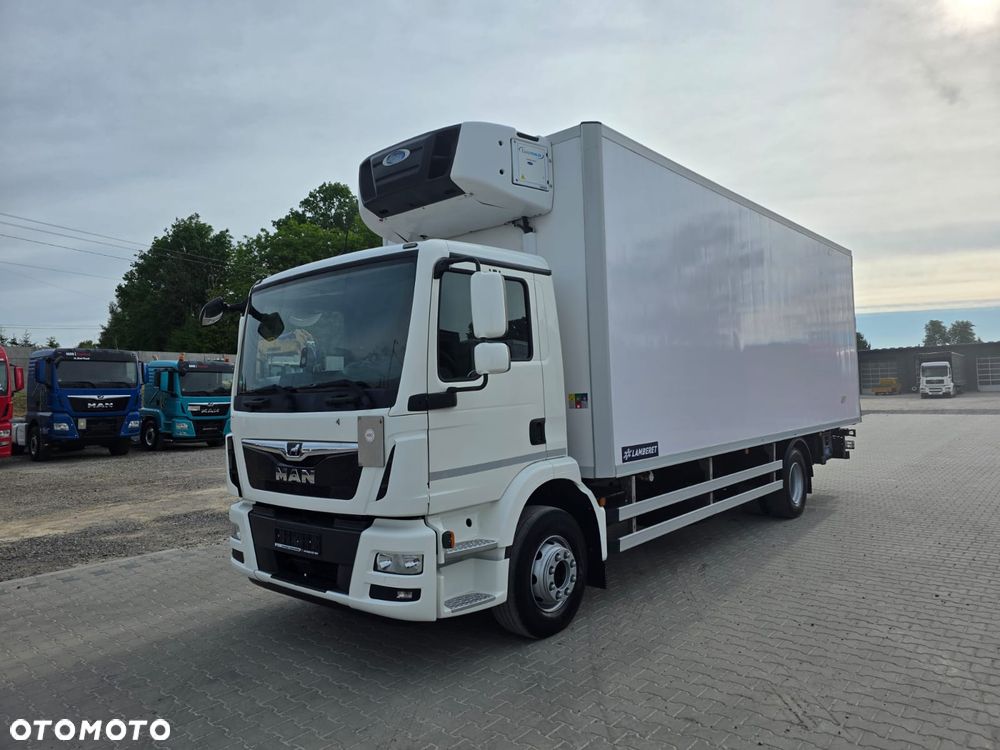 MAN TGM / 15.250 / EURO 6 / CHŁODNIA + WINDA / ŁAD. 6 750 KG / 18 PALET - 28