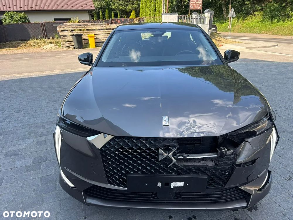 DS Automobiles DS 4 1.5 BlueHDi Bastille + - 8
