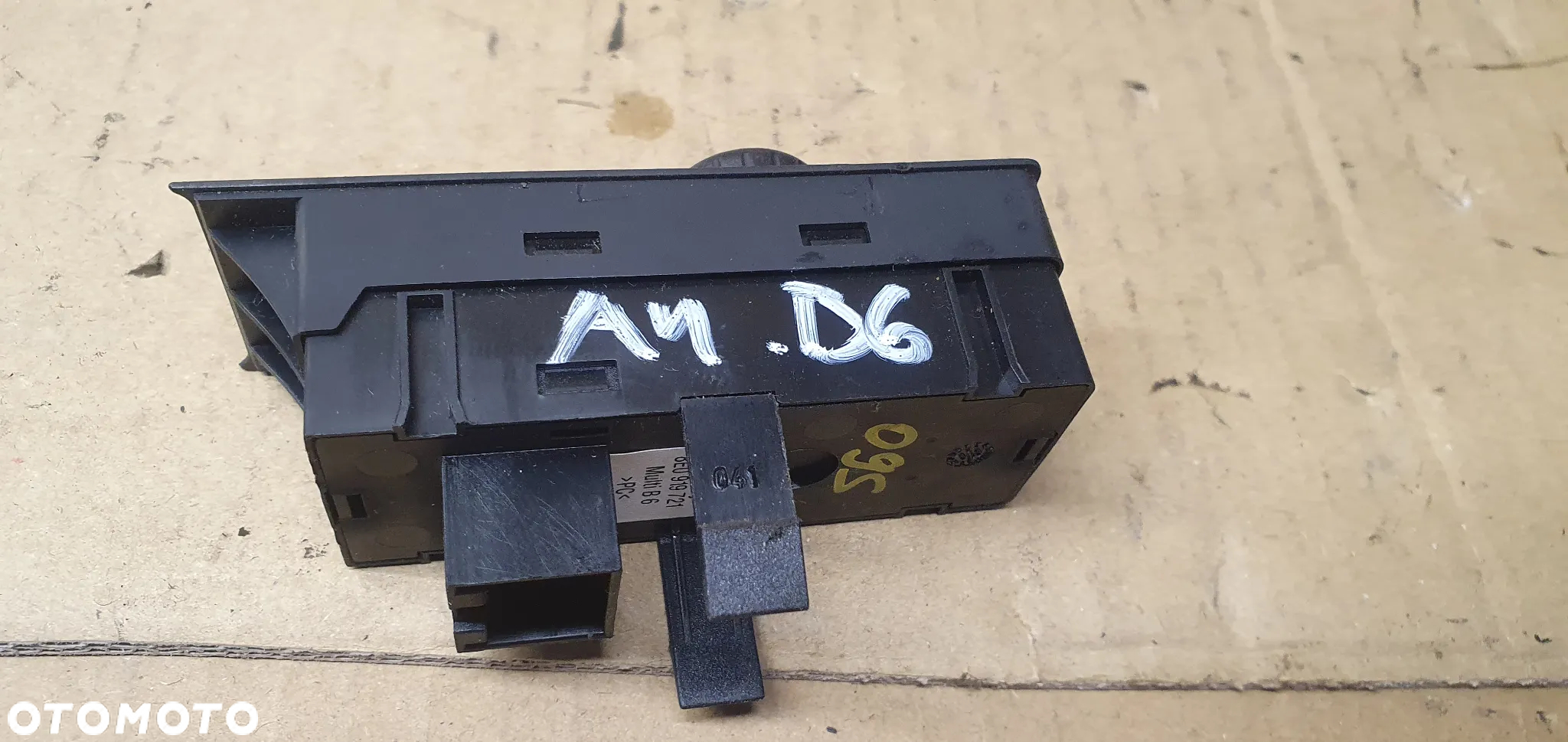 Panel sterowania nawigacji NAVI Audi A4 B6 8E0919721 - 7