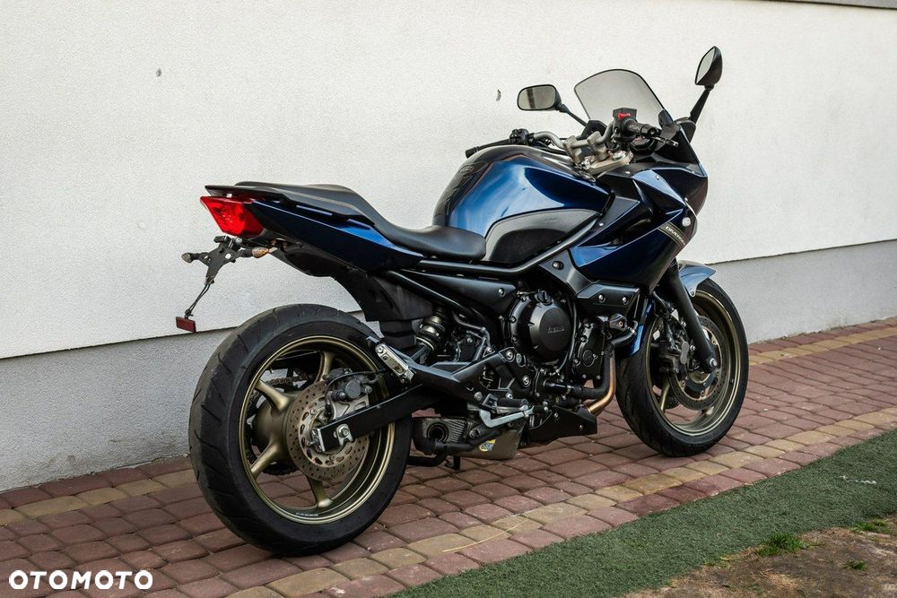 Yamaha XJ - 4