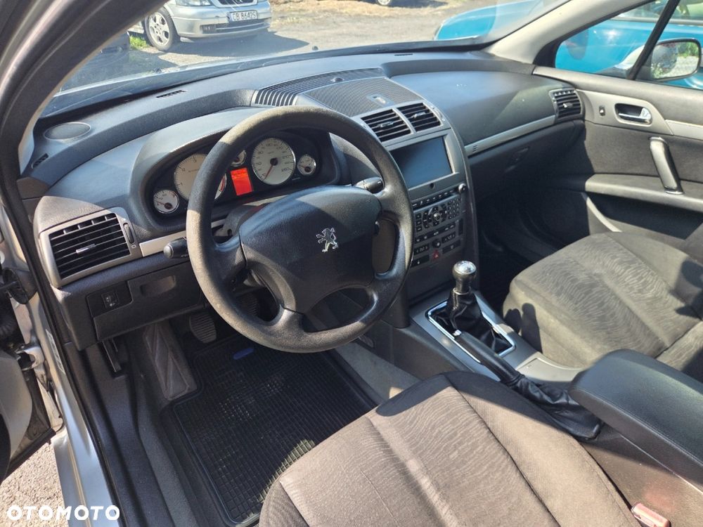 Peugeot 407 - 6