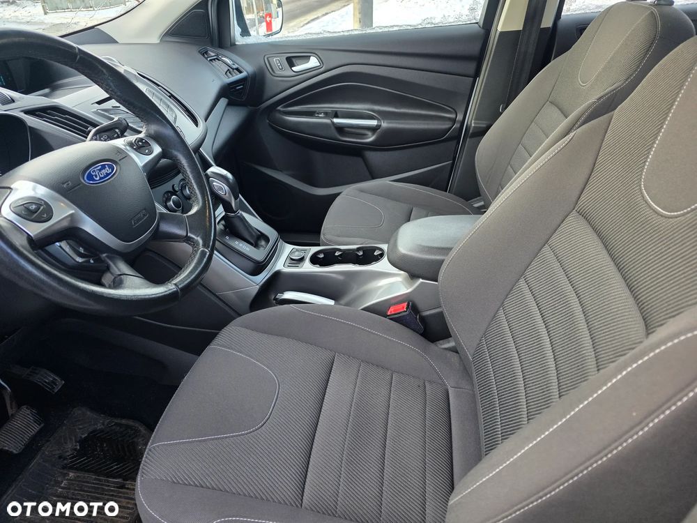 Ford Kuga - 11