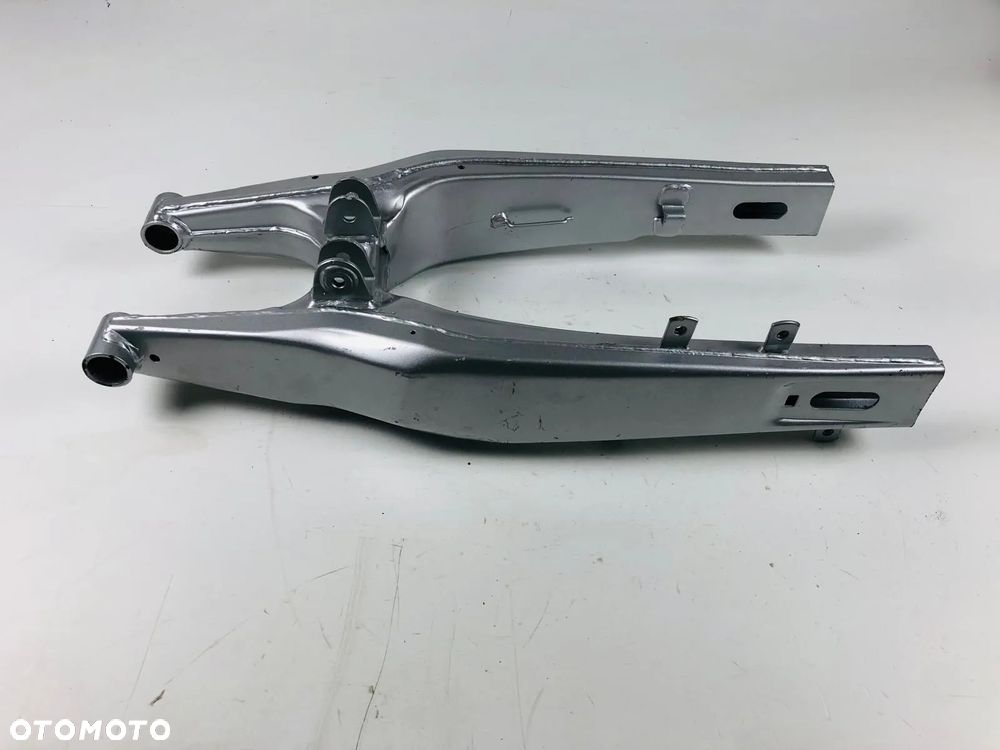 Aprilia Pegaso 650 97-00 Wahacz Tył - 3