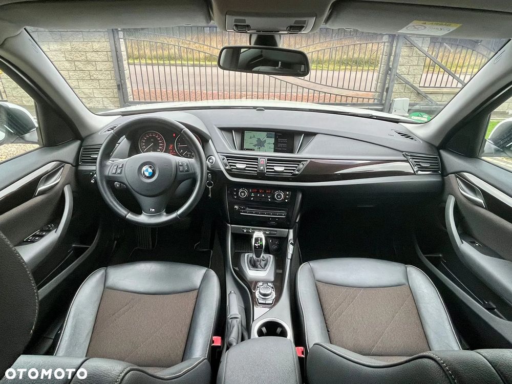 BMW X1 xDrive18d xLine - 8