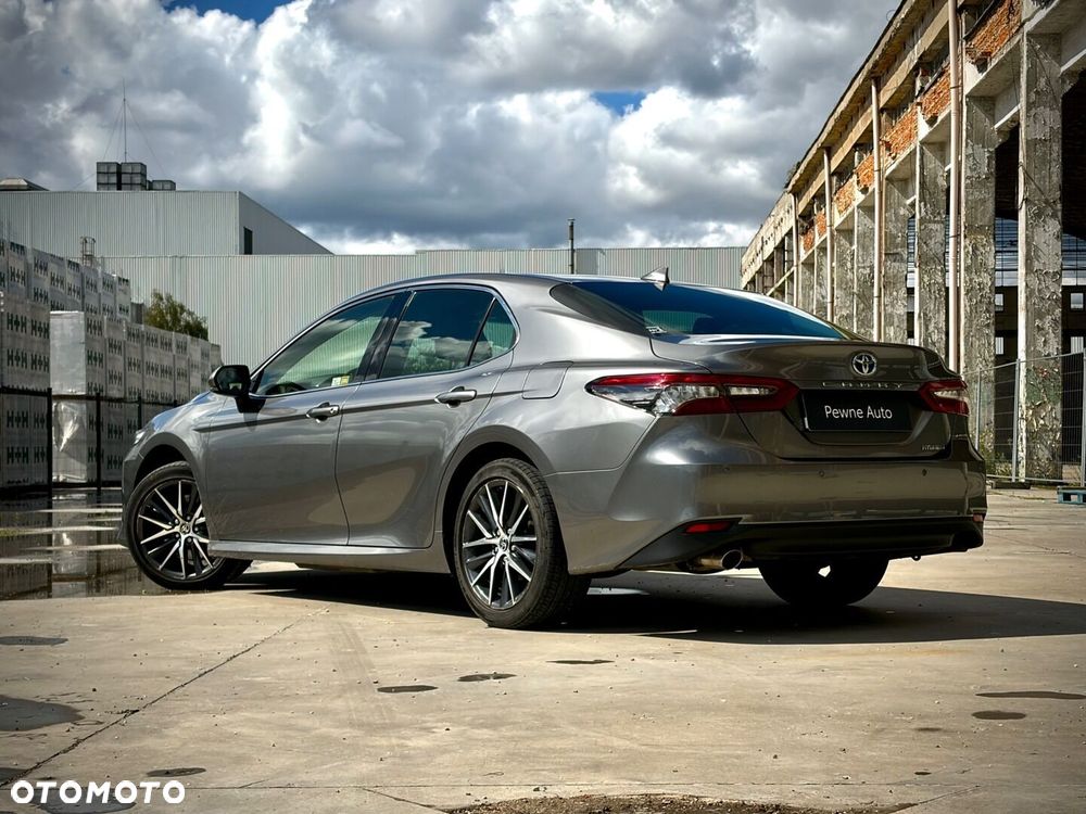 Toyota Camry 2.5 Hybrid Executive CVT - 12