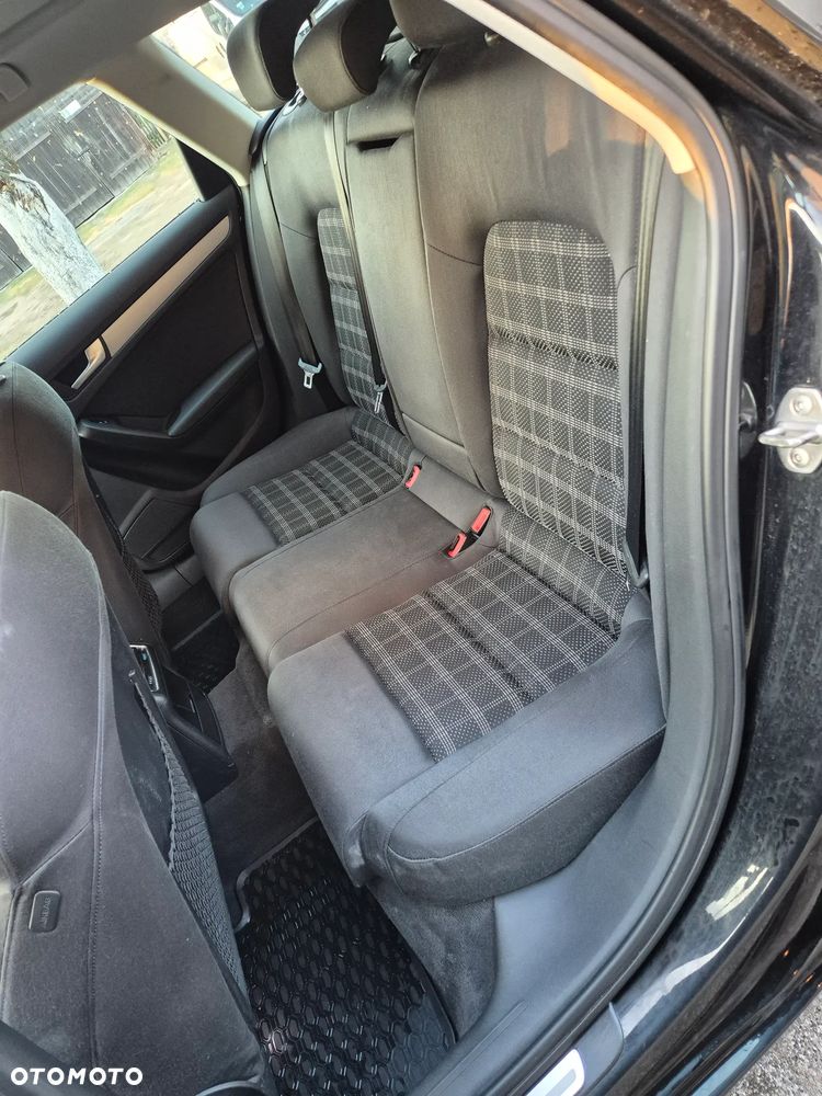 Audi A4 Avant 3.0 TDI Quattro S tronic - 24
