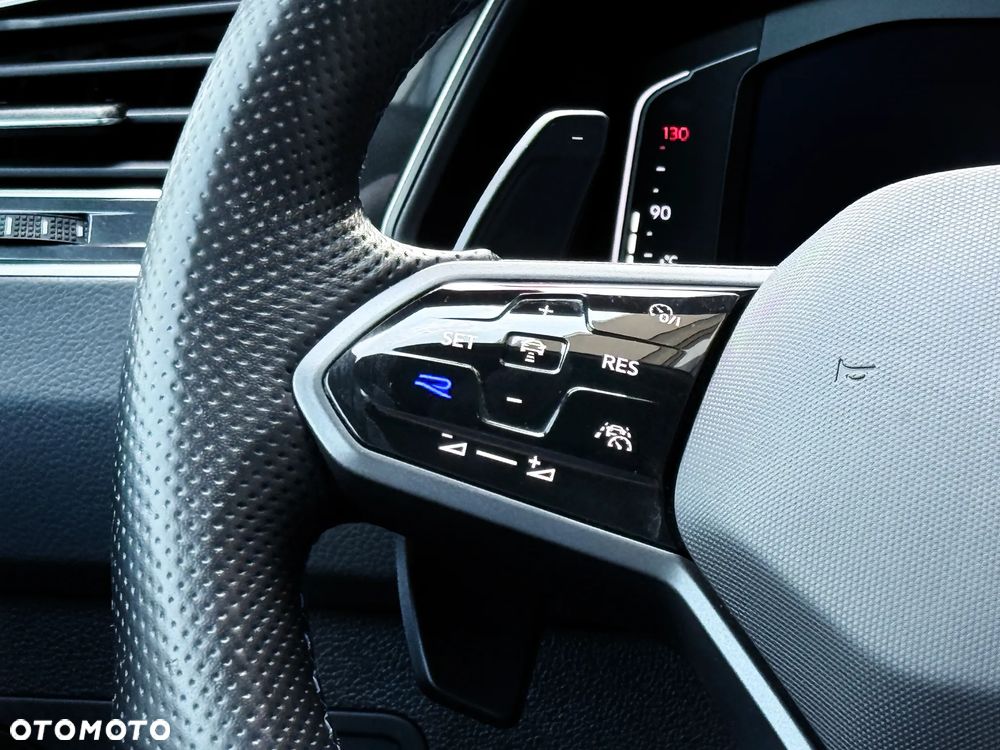Volkswagen Tiguan - 24