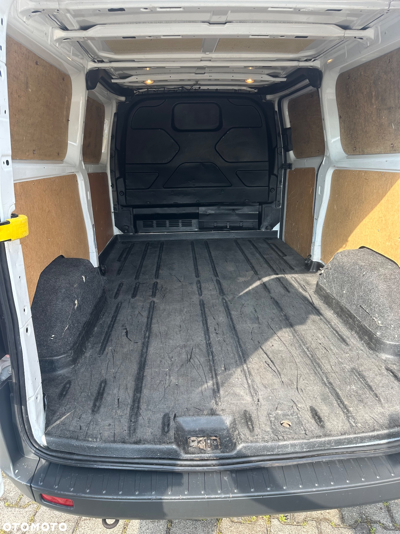 Ford Transit Custom - 12