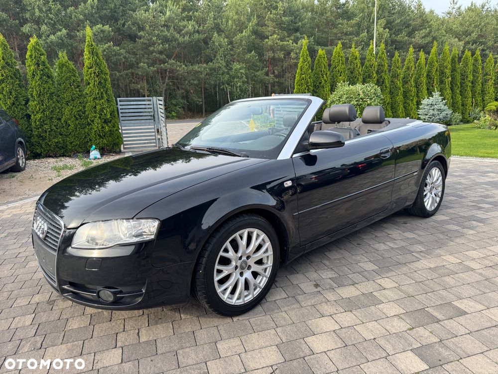 Audi A4 Cabrio 2.0 TDI DPF - 1