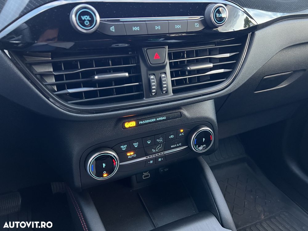 Ford Kuga 2.5 Duratec PHEV ST Line - 11