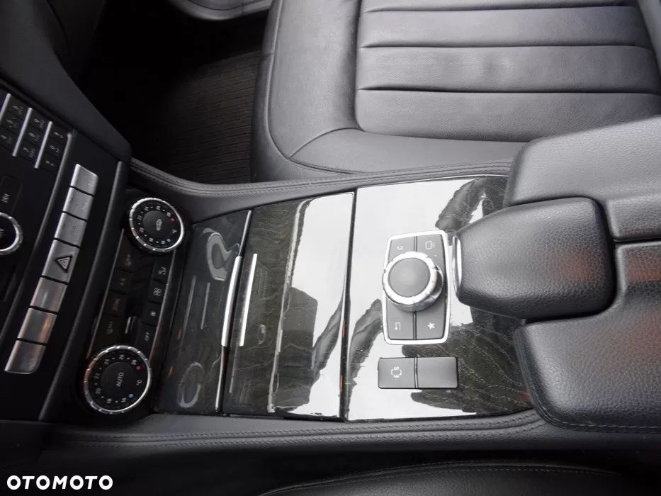 Mercedes-Benz CLS 350 (BlueTEC) d - 25