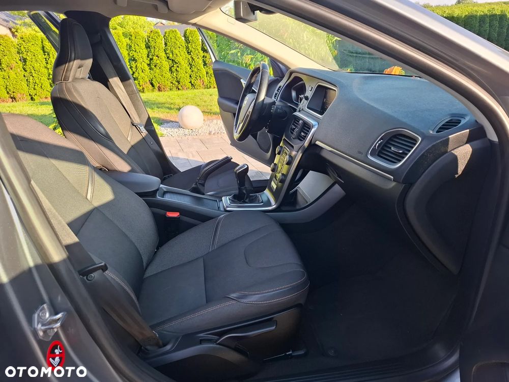 Volvo V40 Cross Country D2 - 17