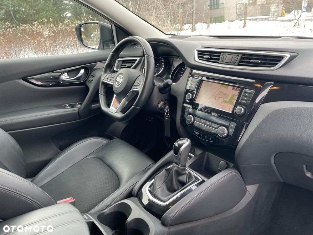 Nissan Qashqai 1.3 DIG-T DCT SHIRO - 21