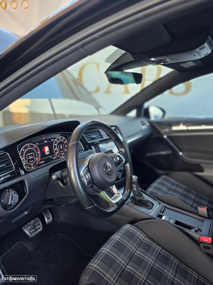 VW Golf 2.0 TDi GTD DSG - 13